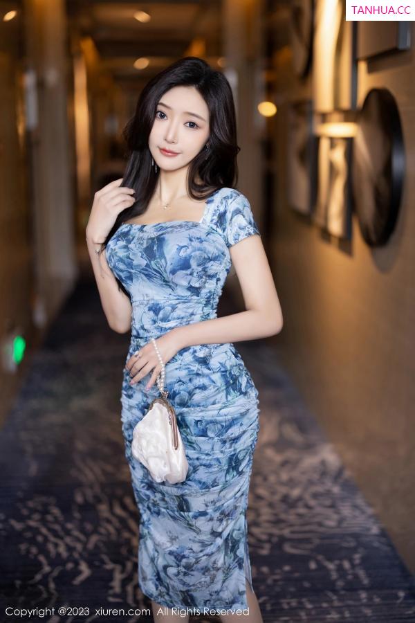 王馨瑶  [XiuRen]高清写真图 2023.05.26 No.6812 王馨瑶yanni 丝袜美腿第3张图片